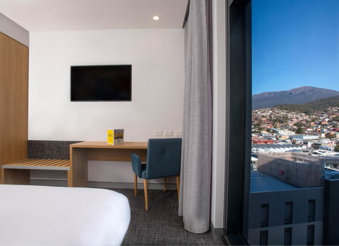 Ibis Styles Hobart - Foster Accommodation 7