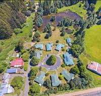 Giants Table and Cottages - Foster Accommodation