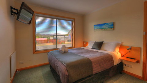 Sweetwater Villas - Foster Accommodation 19