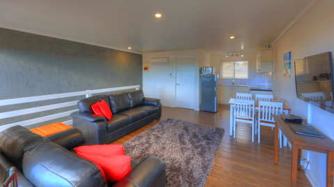 Sweetwater Villas - Foster Accommodation 2