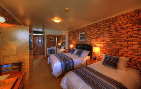 Stanley Village Waterfront Accommodation - Foster Accommodation 23