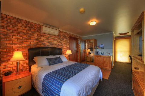 Stanley Village Waterfront Accommodation - Foster Accommodation 26