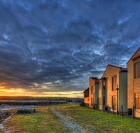 Stanley Village Waterfront Accommodation - Foster Accommodation