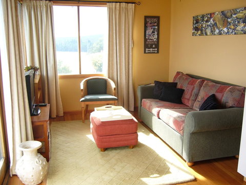 The Boat Shed - Foster Accommodation 6