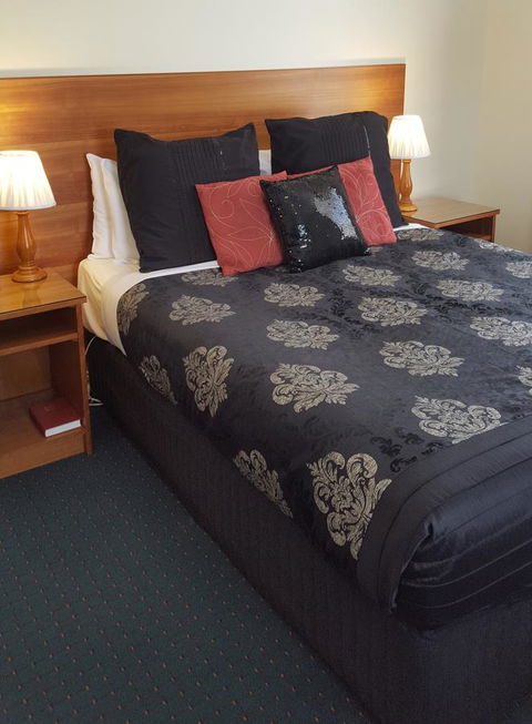 Stanley Hotel & Apartments - Foster Accommodation 31