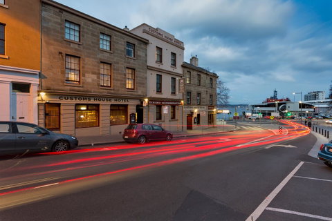 Customs House Hotel - Foster Accommodation 10