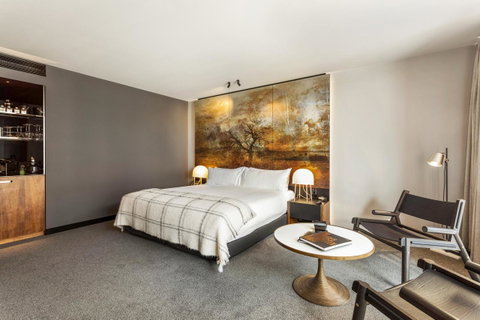 MACq 01 Hotel - Foster Accommodation 17
