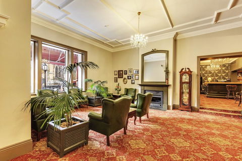 Hadley\'s Orient Hotel - Foster Accommodation 12