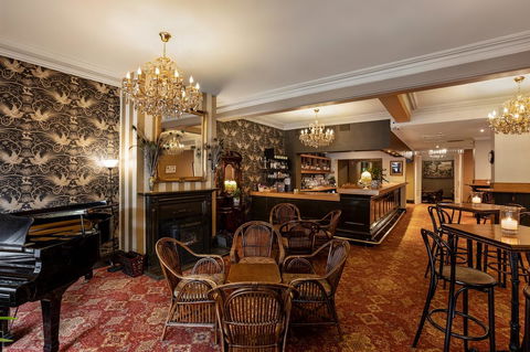 Hadley\'s Orient Hotel - Foster Accommodation 14