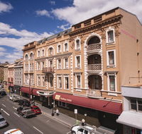 Hadley's Orient Hotel - Foster Accommodation