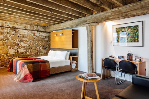 The Henry Jones Art Hotel - Foster Accommodation 42