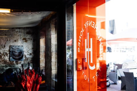 The Henry Jones Art Hotel - Foster Accommodation 8