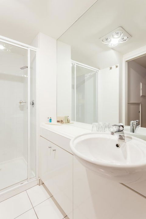 The Henry Jones Art Hotel - Foster Accommodation 37