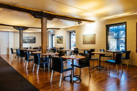 The Henry Jones Art Hotel - Foster Accommodation 33