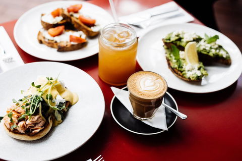 The Henry Jones Art Hotel - Foster Accommodation 24