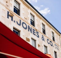 The Henry Jones Art Hotel - Foster Accommodation