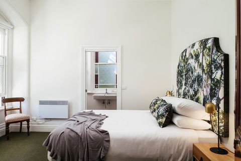 The Florance - Foster Accommodation 25