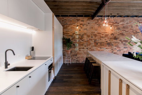 105 Mac Unique Apartments - Foster Accommodation 20
