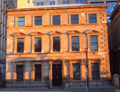 105 Mac Unique Apartments - Foster Accommodation 0