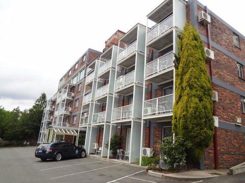 Adina Place Motel Apartments - Foster Accommodation 0