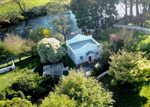 Forth River Cottage - Foster Accommodation 0