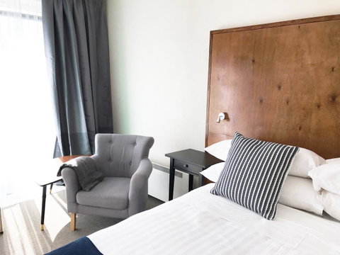 The Waterfront Wynyard - Foster Accommodation 25