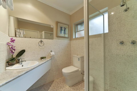 The Waterfront Wynyard - Foster Accommodation 22