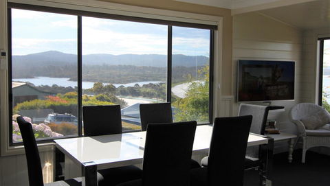 SEA EAGLE COTTAGE Amazing Views Of Bay Of Fires - Foster Accommodation 24