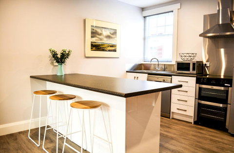 Heathfield Apartments - Foster Accommodation 11