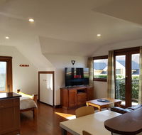 Riverside StudioPrivate - Foster Accommodation