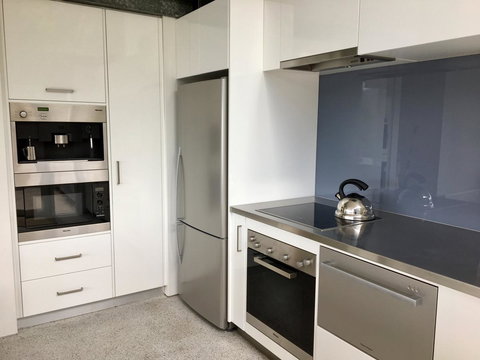 Eaglehawk Pavilions - Foster Accommodation 7