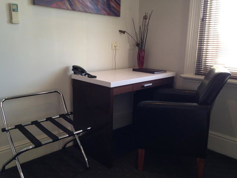 Auldington Hotel - Foster Accommodation 19