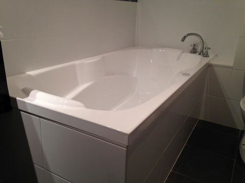 Auldington Hotel - Foster Accommodation 17