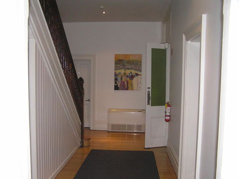 Auldington Hotel - Foster Accommodation 40