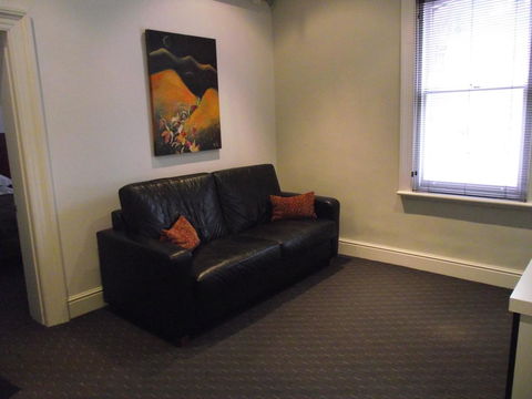 Auldington Hotel - Foster Accommodation 34