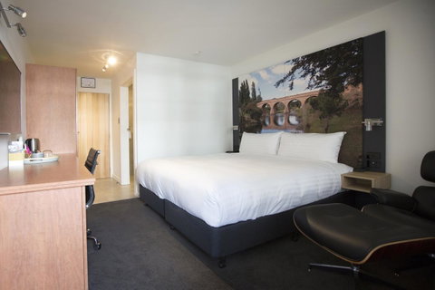 Hotel Launceston - Foster Accommodation 1