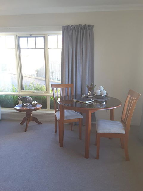 On The Terrace - Foster Accommodation 29