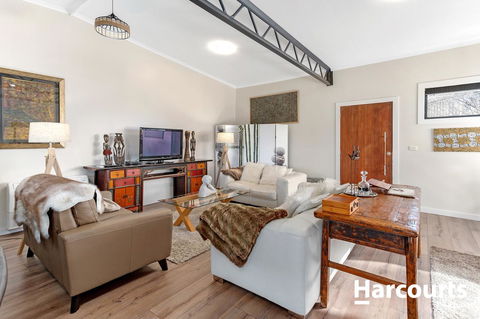 The WeareHouse In Deloraine - Foster Accommodation 15