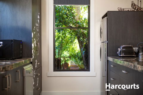The WeareHouse In Deloraine - Foster Accommodation 12