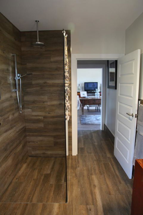 The WeareHouse In Deloraine - Foster Accommodation 35