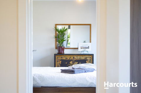 The WeareHouse In Deloraine - Foster Accommodation 21
