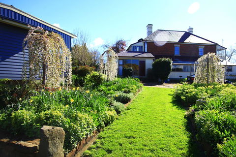 The WeareHouse In Deloraine - Foster Accommodation 37