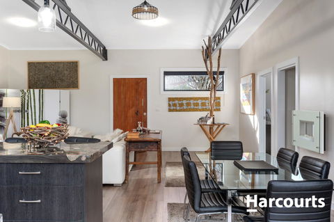 The WeareHouse In Deloraine - Foster Accommodation 8