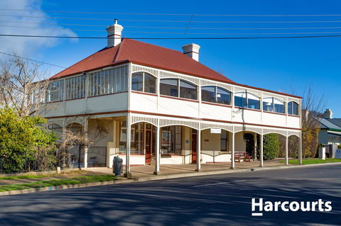 The WeareHouse In Deloraine - Foster Accommodation 1