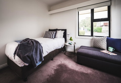 Russell House - Foster Accommodation 12