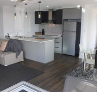 Hilltop Ocean Views  - Foster Accommodation