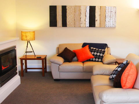 Apartment On King - Free Car - Foster Accommodation 1