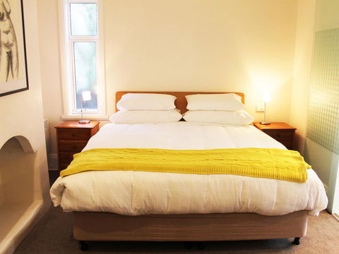 Apartment On King - Free Car - Foster Accommodation 5