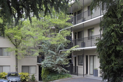 Grosvenor Court Apartments - Foster Accommodation 27