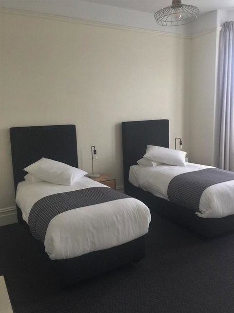 Grosvenor Court Apartments - Foster Accommodation 23